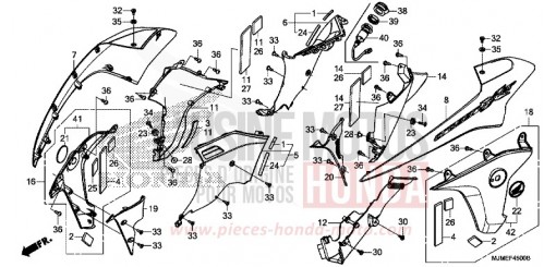 MIDDLE COWL VFR800XF de 2015